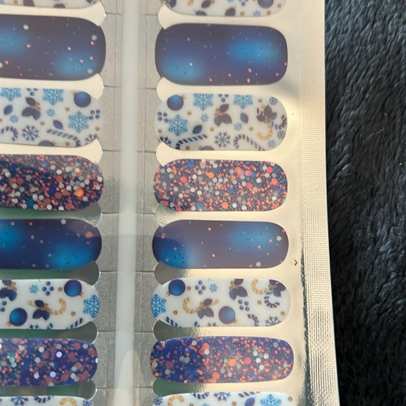 Nails Wrap Self Adhesive Nails Decal Strip - Picture 2 of 3